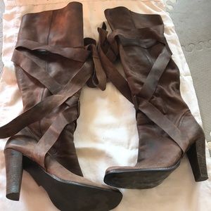 Brown Leather Boots w/ Straps, Square Toe sz 8